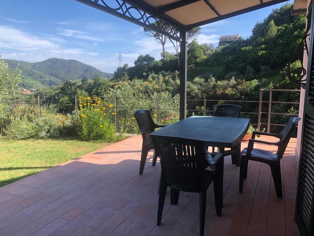 Villa Teca & Succo - Nature E Relax Sestri Levante Buitenkant foto